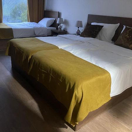 Melodia Kazbegi Hotel ภายนอก รูปภาพ