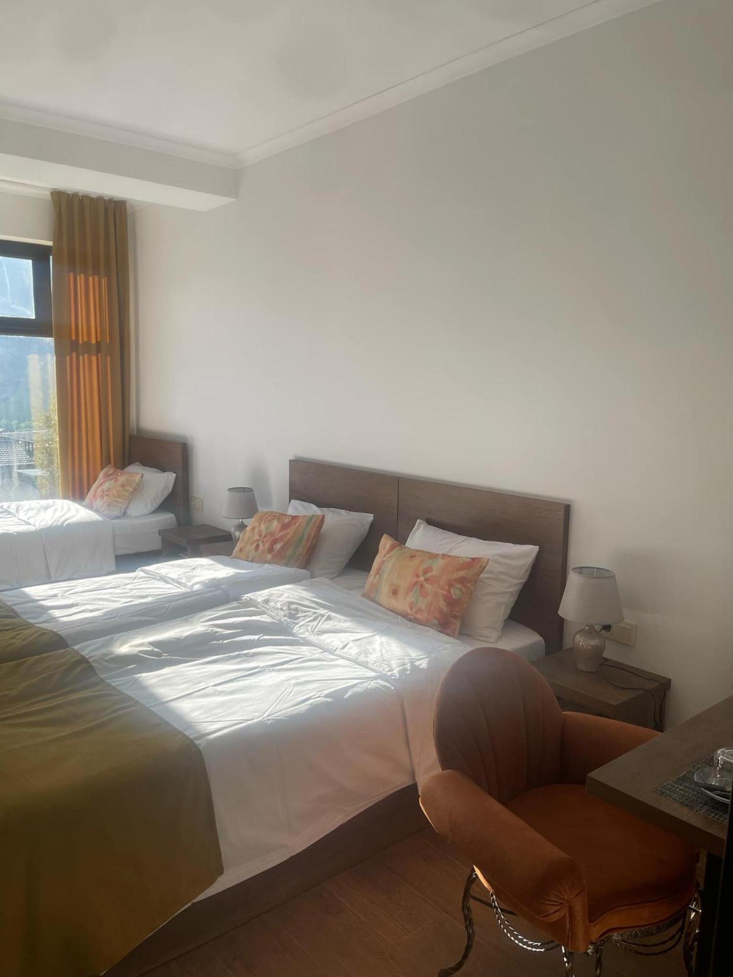 Melodia Kazbegi Hotel ภายนอก รูปภาพ