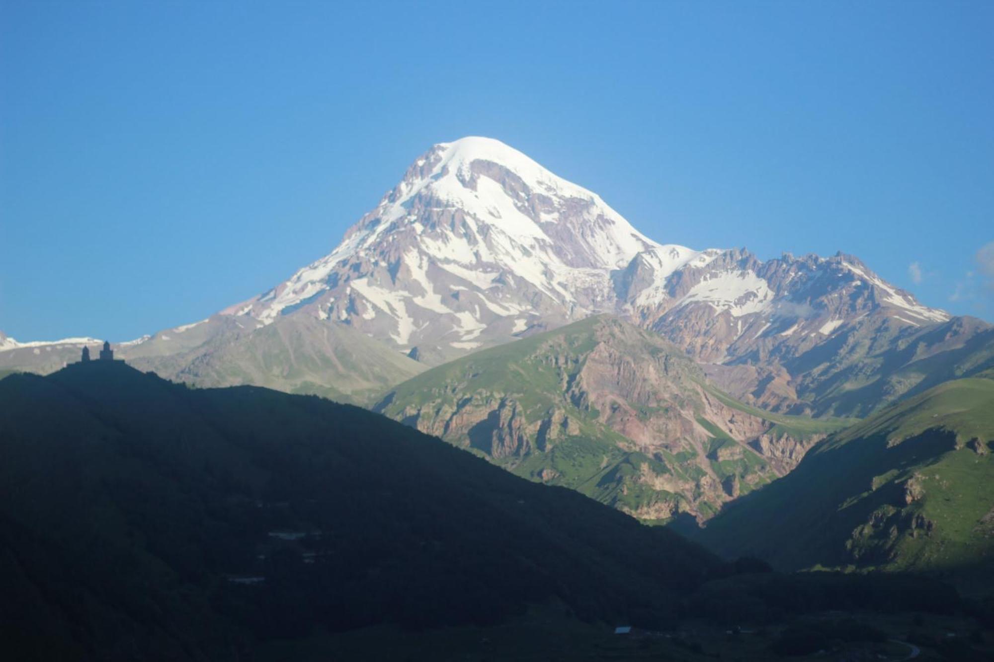 Melodia Kazbegi Hotel ภายนอก รูปภาพ