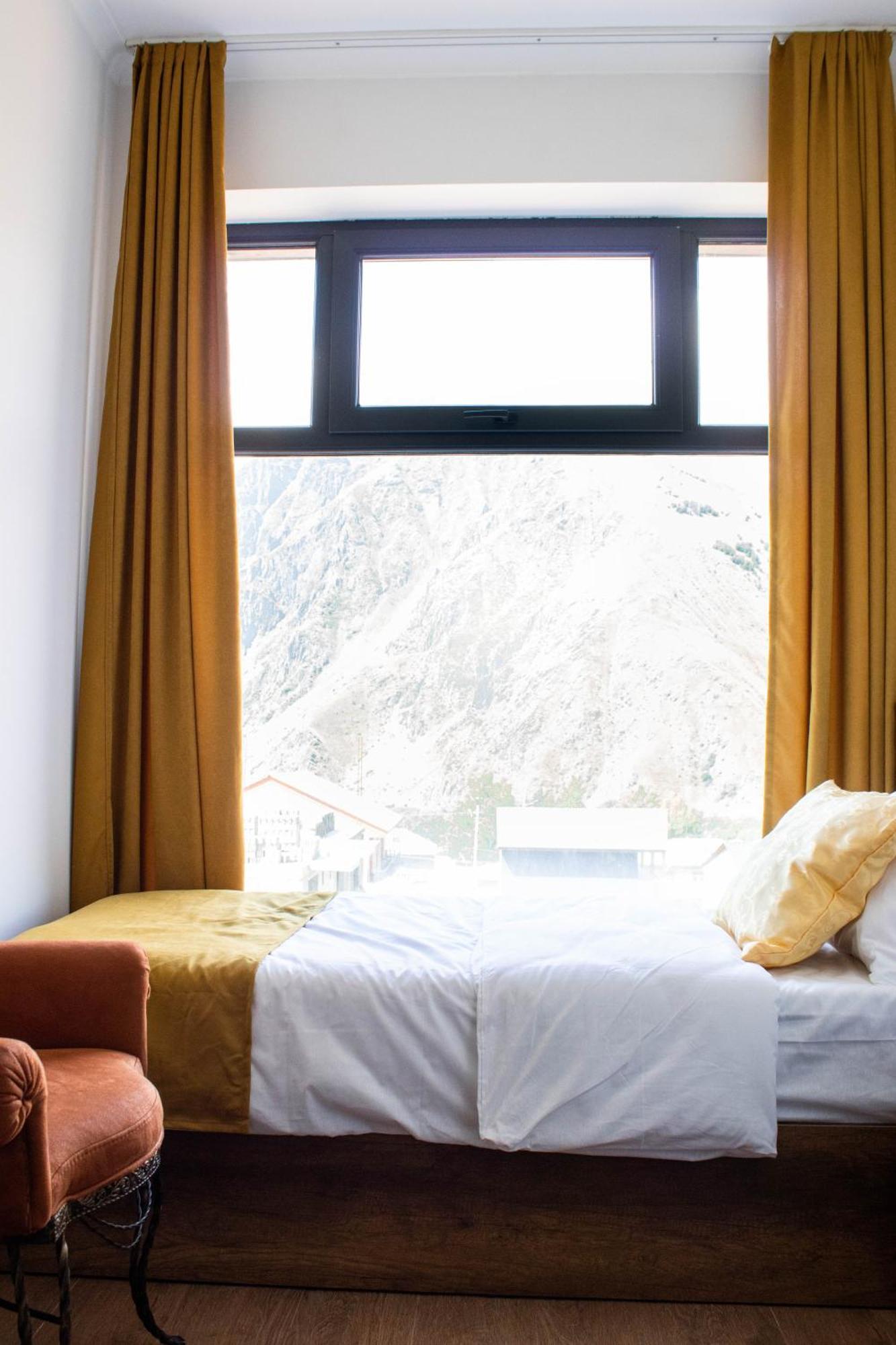 Melodia Kazbegi Hotel ภายนอก รูปภาพ