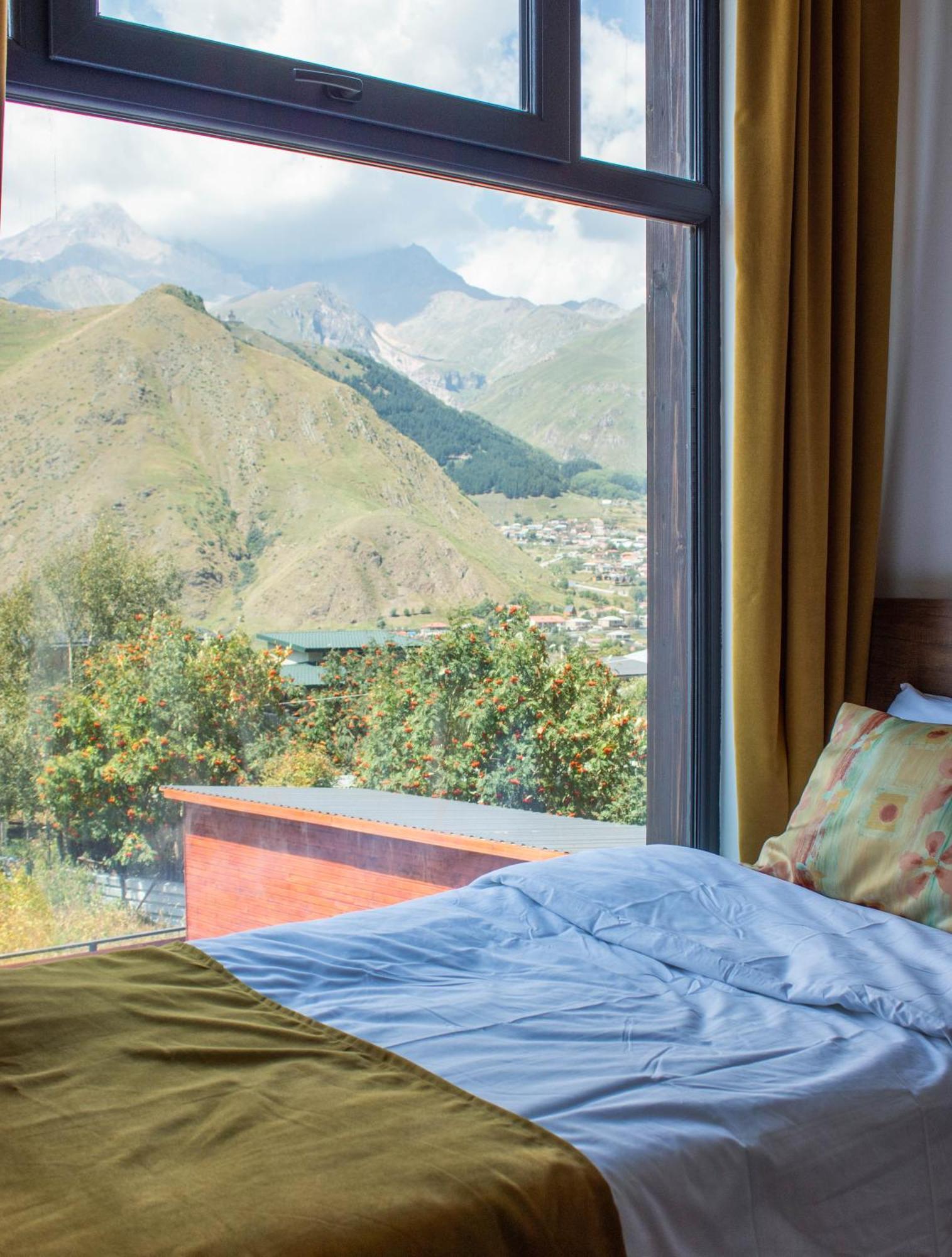 Melodia Kazbegi Hotel ภายนอก รูปภาพ